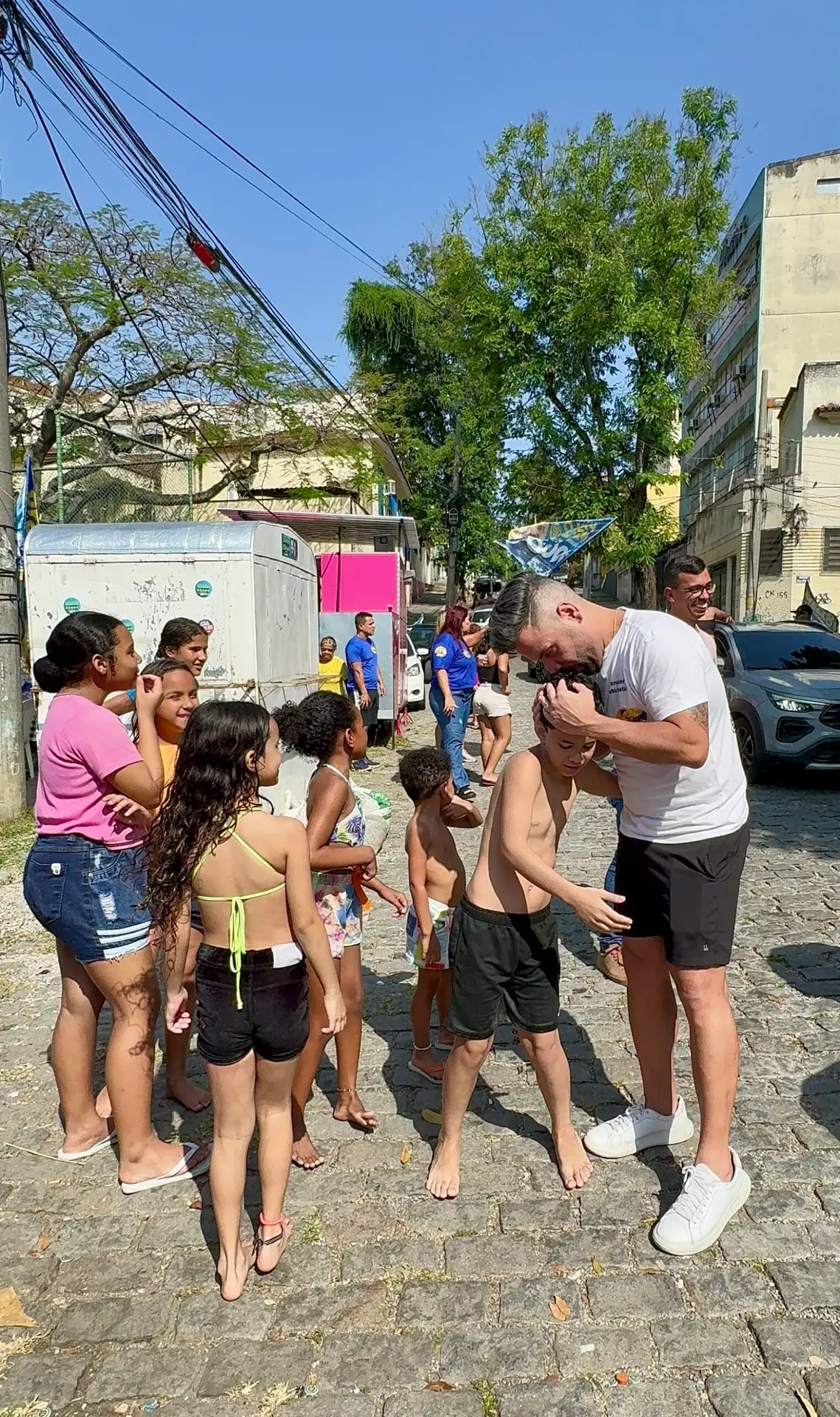 Festas Comunitárias Trazem Alegria e Fortalecem a Infância nas Periferias.